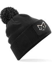 Berretto ricamato con toppa