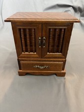 Armadio in legno vintage