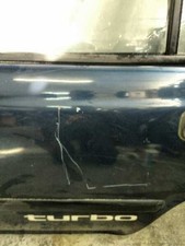 puerta trasera izquierda