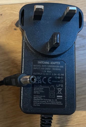 Alimentatore caricabatterie