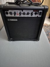 YAMAHA GA15 - AMPLIFICATORE 15W PER CHITARRA  ELETTRICA -  SMALL SIZE - BLACK 