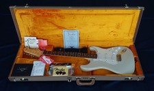 Awesome fender custom - *,