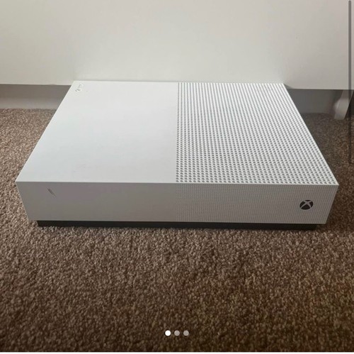Xbox one tb console - 1,
