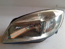 FARO ANTERIORE SINISTRO PER SKODA Fabia Berlina 2° Serie CHF (07>14)
