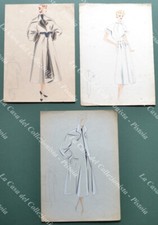 ALTA MODA. 3 figurini anni '50 disegnati e acquerellati. A retro didascalia.