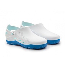 Zoccoli da lavoro, sanitari