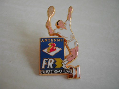 Rare pin media - rare, a2