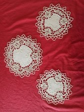 BURANO SET 3 CENTRINI TONDI, GRANDE D. 18 CM, DUE PICCOLI D. 15 CM  ECRUE ECRÙ 