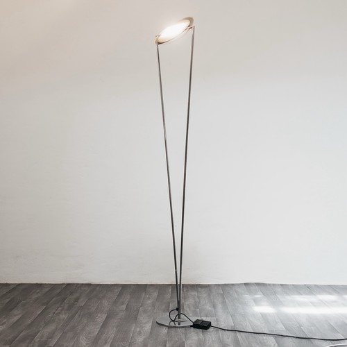 Lampada terra con struttura - con,