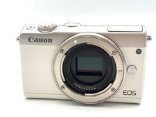 Quasi Perfetto Canon EOS M100