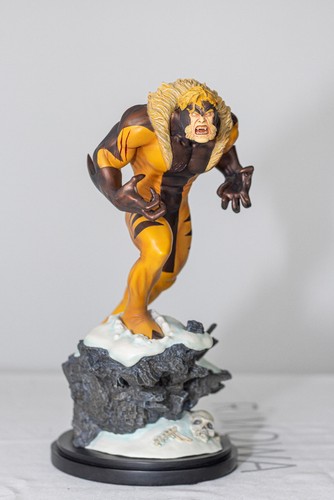 Statua men sabretooth full - statua,