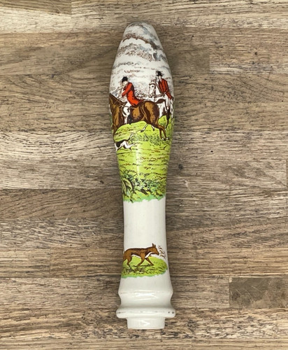 Hunting scene ceramic beer tap - scene,