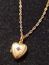  PORTA FOTO A CUORE LAMINATO ORO CON CATENINA