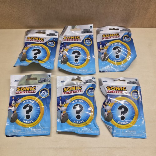 Sonic the hedgehog diecast - sonic,