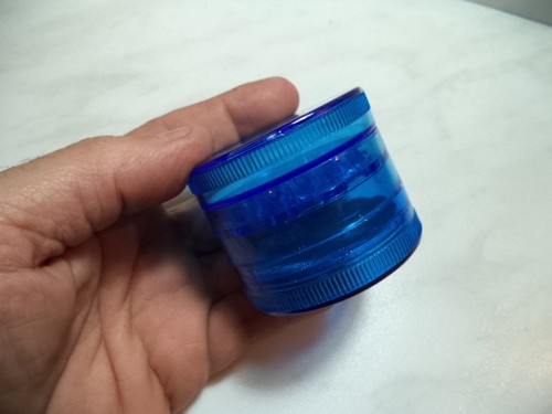 Grinder tritatabacco - grinder, in