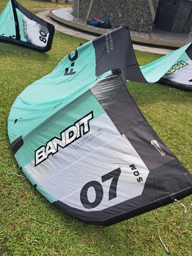 One bandit tec 2025 - f-one,