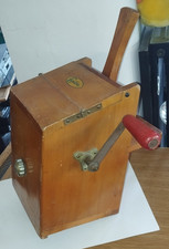 CANTONI - ANTICA GRATTUGIA DEL XX SECOLO IN LEGNO, FUNZIONANTE 28X18CM