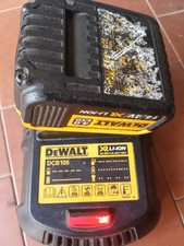 Caricabatteria DeWalt DCB 105