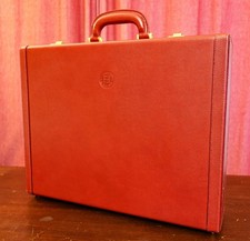 Fendi Roma Italy 1925 -