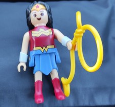 sorprese kinder Maxi DC playmobil