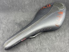 NERO fi'zi:k ARIONE CX sella