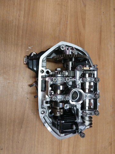 Testata destra bmw 1250 - testata,