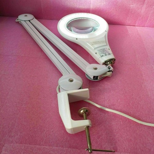 Lampada lente ingrandimento - di,