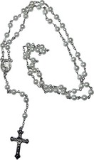 Rosario in metallo con perline