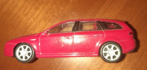 Modellino die cast alfa - alfa, romeo