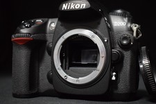 【QUASI NUOVO】Nikon D200