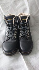 Stivali Doctor Martens in