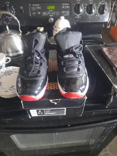 Nike air jordan retro - 11,