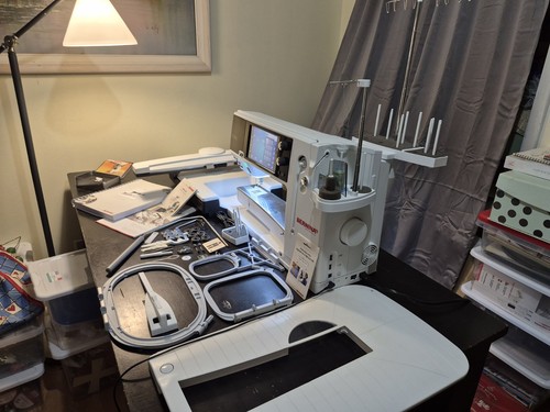 Bernina 880 computerized - bernina+,