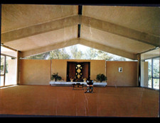 TRETS (13) BOUDDHISME Centre