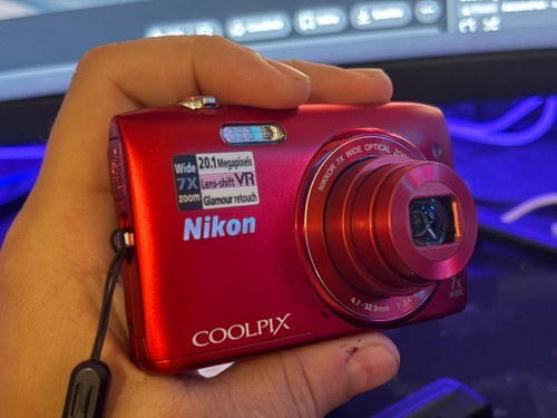 Nikon coolpix s3500 - nikon,