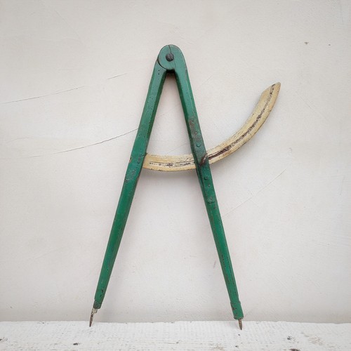 Antico grande compasso - , in
