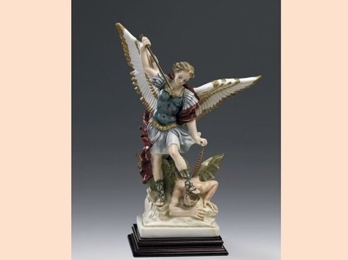 Statua san michele - di,