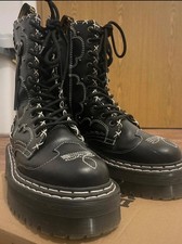 dr martens jadon hi gothic