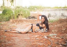 India donna tettona modello