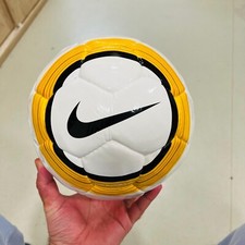 Nike Total 90 FIFA Premier