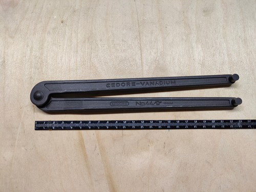 8mm adjustable compass - compass, wrench