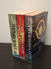 TVERONICA ROTH TRILOGIA COMPLETA DIVERGENT INSURGENT ALLEGIANT - DE AGOSTINI