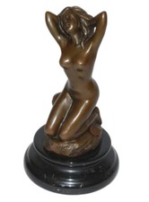 Elegante Statua Bronzo –