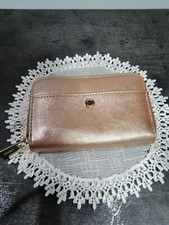 Borsellino da donna rosa antico firmato Carpisa.