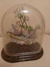 Antica teca in plastica con Madonna bambina