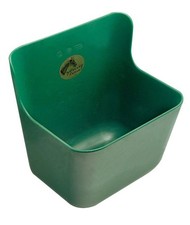 Mangiatoia da parete per box