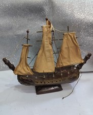 Vecchio galeone artigianale