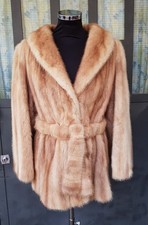 Giacca con cintura pelliccia