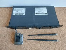Audio-technica AEW-R4100 + bodypack AEW-T1000 Sistema Microfonico Wireless