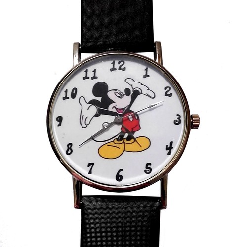Montre quartz neuve mickey - quartz,